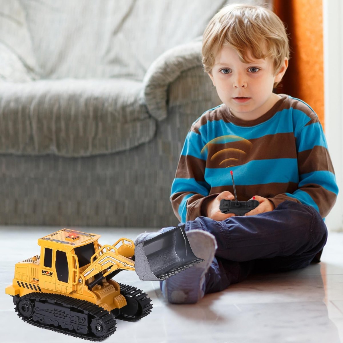 Remote - Control Toy 1:24 Scale, 6 - Channel RC Construction Truck - Babies Mall